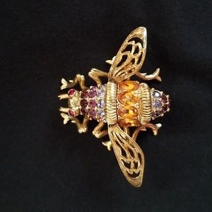 Joan Rivers Large Bee Pin